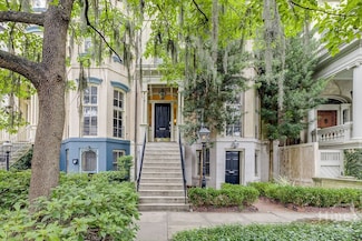 118 E Gaston St, Savannah, GA 31401