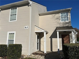 1016 Pebblewood Dr, Virginia Beach, VA 23464