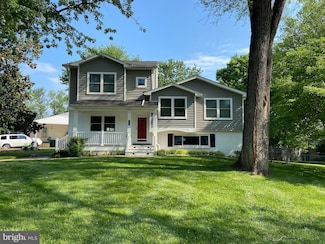 204 Charles St SE, Vienna, VA 22180