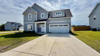 401 Bay Harbor Ct, Hubert, NC 28539