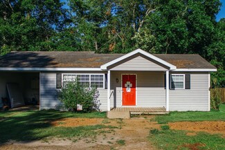 1158 3rd St NE, Cairo, GA 39828