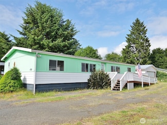 676 Copalis Ave NE, Ocean Shores, WA 98569