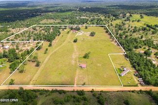 10201 Western Rd, Fountain, FL 32438