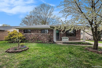 3410 Pasadena Dr, Troy, MI 48083