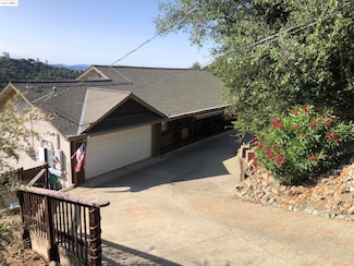 21239 Pokie Dr, Soulsbyville, CA 95372