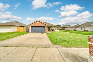 1003 Orchid St, College Station, TX 77845