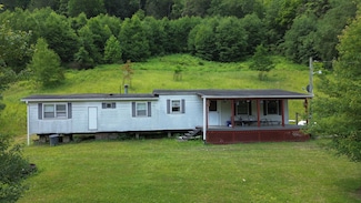 7761 Pennsylvania 555, Benezette, PA 15821