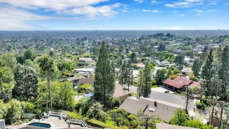 10841 Hideaway Dr, Santa Ana, CA 92705