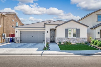 3440 Descanso Ave, Clovis, CA 93619
