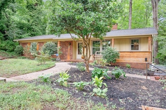1303 Forest Park Dr, Statesville, NC 28677