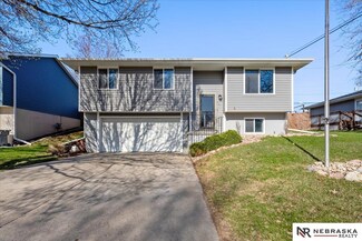 237 Lindell Ave, Seward, NE 68434