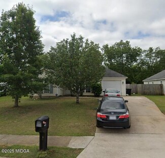 109 Marcelline Ct, Warner Robins, GA 31088