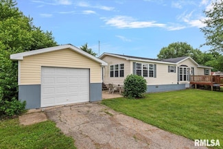 611 S Saratoga St, Ashland, IL 62612