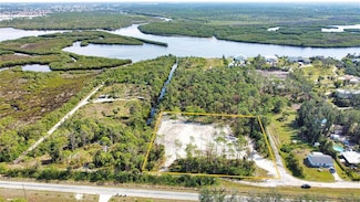 9045 Caloosa Dr, Venice, FL 34293