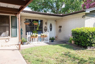 6401 Haden Dr, Waco, TX 76710