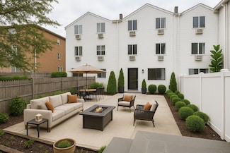 3665 Varian Ave, Bronx, NY 10466