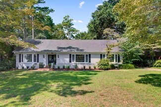 470 Santee Dr, Santee, SC 29142