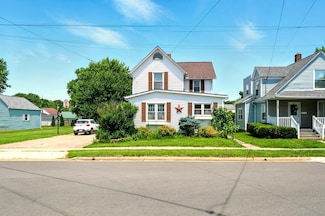 61 W Smiley Ave, Shelby, OH 44875
