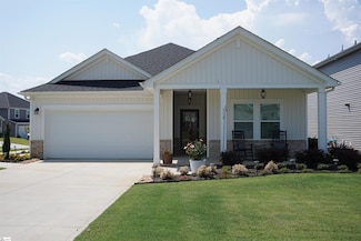 312 Garrison Grove Dr, Simpsonville, SC 29680
