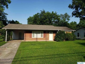 4404 Gazette Dr SW, Huntsville, AL 35805