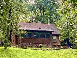 9265 Millstone Retreat Ln, Cannelton, IN 47520