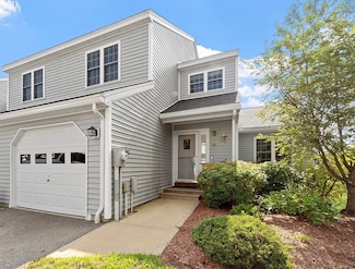 89 Green Briar Rd Unit 67, Fitchburg, MA 01420