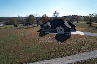 138 Brady Ln, East Polk Township, MO 65738