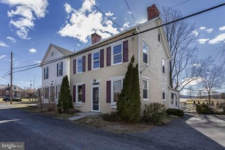 1287 High St, Boiling Springs, PA 17007