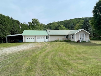 6141 Vermont 15, Wolcott, VT 05680
