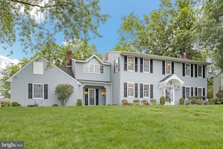 69 Hickory Ln, Chalfont, PA 18914