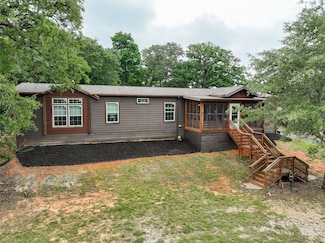 1062 Hickory Hills Dr, Murchison, TX 75778