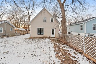 2822 1st St, Des Moines, IA 50313