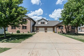 2645 Renaissance Dr, Dubuque, IA 52001
