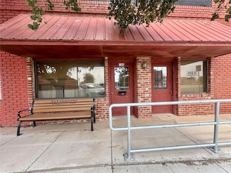 106 W Second St, Duke, OK 73532