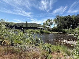 100 W Commercial St, Dayton, WA 99328
