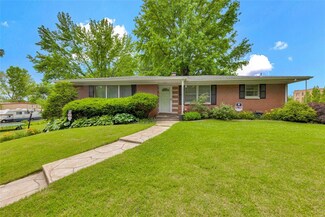 23 Sheryl Dr, Fairview Heights, IL 62208