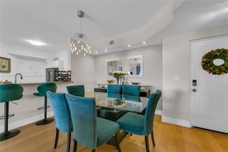 17150 N Bay Rd Unit 2813, Sunny Isles Beach, FL 33160