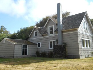 4404 Sandridge Rd, Seaview, WA 98644
