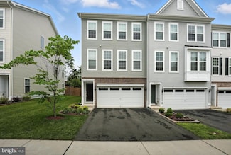 8162 Agnes Ln, Manassas, VA 20110