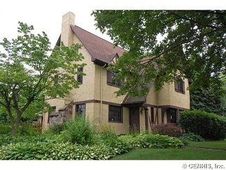 209 Park Dr, East Rochester, NY 14445