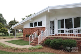 4241 Burton Ln, Denver, NC 28037