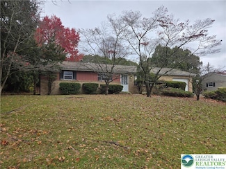 3735 Highland Rd, Schnecksville, PA 18078