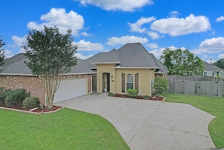 6900 Lakeland Dr, Zachary, LA 70791