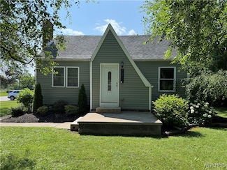 7211 Packard Rd, Niagara Falls, NY 14304