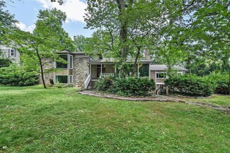 801 Gray Ave, Saint Louis, MO 63119