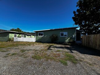415 Dixie St, Rio Dell, CA 95562