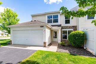 4960 149th St N Unit 6, Hugo, MN 55038