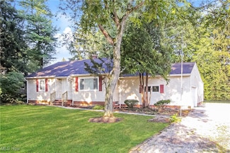 7018 Som Center Rd, Solon, OH 44139