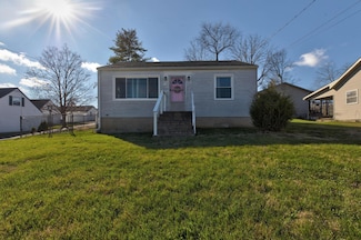 213 Springdale Ave, Cynthiana, KY 41031
