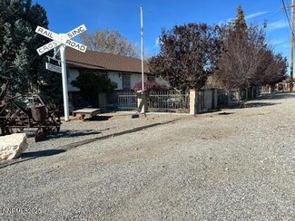 71 Nevada 208, Yerington, NV 89447